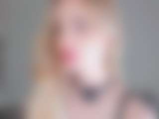 LeanaPenticoff's Live Sex Cam Show