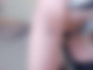 LeanaPenticoff's Live Sex Cam Show