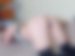 LeanaPenticoff's Live Sex Cam Show