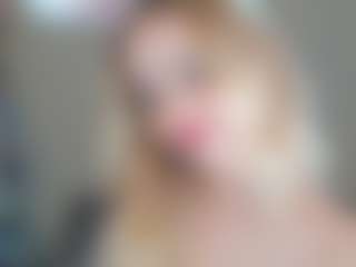 LeanaPenticoff's Live Sex Cam Show