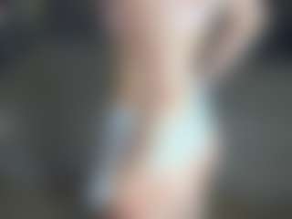 LeanaPenticoff's Live Sex Cam Show