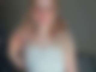 LeanaPenticoff's Live Sex Cam Show
