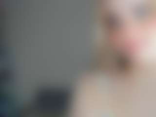 LeanaPenticoff's Live Sex Cam Show