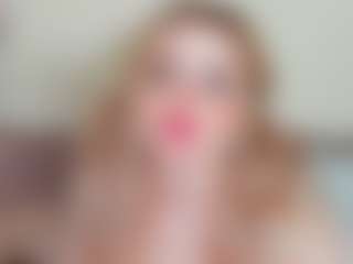 LeanaPenticoff's Live Sex Cam Show