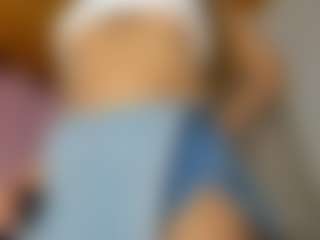 lia-velerth's Live Sex Cam Show