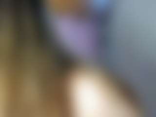 lia-velerth's Live Sex Cam Show