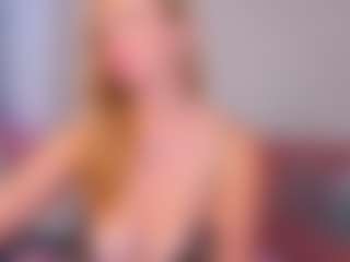 Live cam show with Sonia - Shaved on Camsoda
