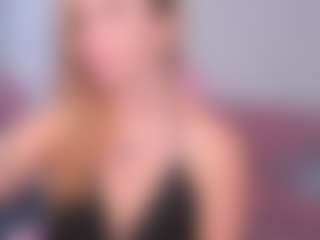 Live cam show with Sonia - Joi on xheatlive.com