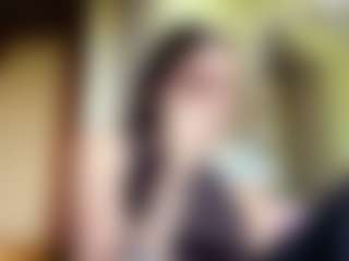 Live cam show with TemekaRoskowinski - Massage on xDating