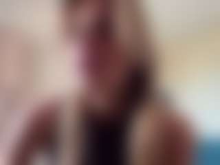 Live cam show with TemekaRoskowinski - Nipple Piercings on Fapmatic.com
