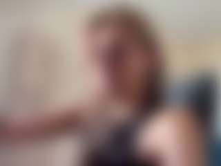 Live cam show with TemekaRoskowinski - Ass Clapping on Fit Hotties