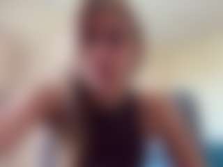 Live cam show with TemekaRoskowinski - Average on Camming Site
