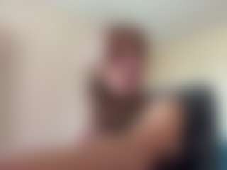 Live cam show with TemekaRoskowinski - Average on UwU Esports