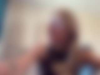 Live cam show with TemekaRoskowinski - Nipple Piercings on realtime-chat