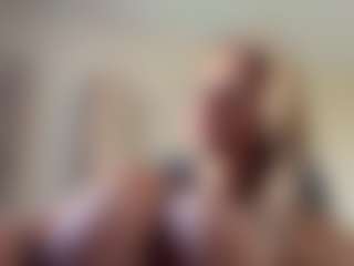 Live cam show with TemekaRoskowinski - Lesbian on Camsoda