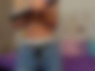 AlessandroAbruzzo's Live Sex Cam Show