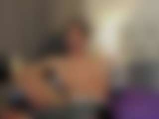 AlessandroAbruzzo's Live Sex Cam Show