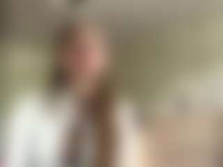 Live cam show with BrunaChamers - Moaning on SpunkLive