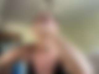 Live cam show with BrunaChamers - Bikini on slutload