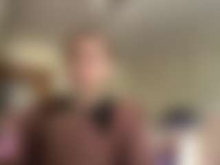 Live cam show with BrunaChamers - Moaning on madthumbs