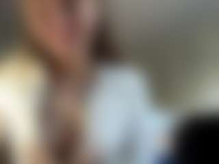 Live cam show with BrunaChamers - Doggy on SmokeAndPoke