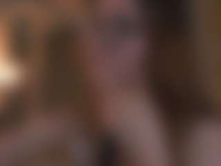 Live cam show with CarrieCapezzuto - Middle Aged on hrnylive.com