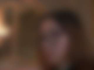 Live cam show with CarrieCapezzuto - Mature on Fit Hotties