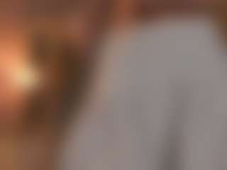 Live cam show with CarrieCapezzuto - Skinny on camtv