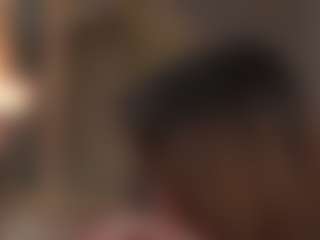 Live cam show with CarrieCapezzuto - Mature on TeamSkeetLive