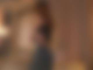 Live cam show with CarrieCapezzuto - Upskirt on studioflirtlive.com