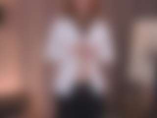 Live cam show with CarrieCapezzuto - Athletic on CamwithHer