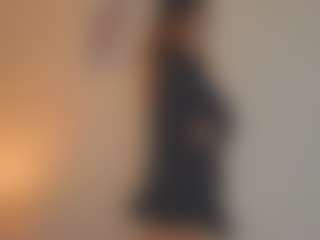 Live cam show with CarrieCapezzuto - Mature on Dare Cams