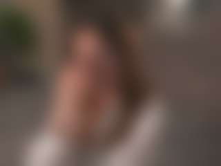 Live cam show with CarrieCapezzuto - Moaning on Camsoda Late Night