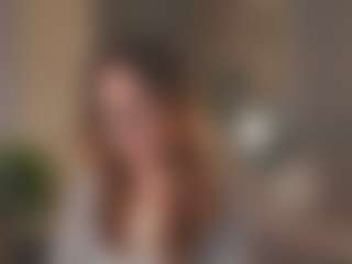 Live cam show with CarrieCapezzuto - Middle Aged on Dolls Live
