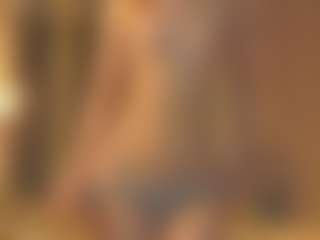 Live cam show with CarrieCapezzuto - Athletic Middle Aged on CamClone