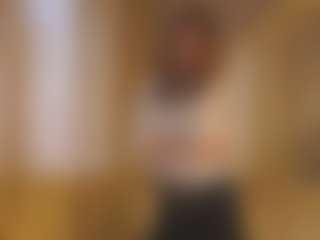 Live cam show with CarrieCapezzuto - Handjob on Camsoda