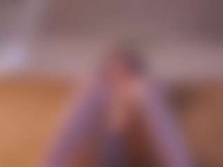 Live cam show with CarrieCapezzuto - College on camwithhim.com