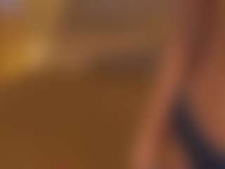 Live cam show with CarrieCapezzuto - Thin on Camsoda