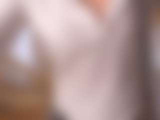 Live cam show with CarrieCapezzuto - Upskirt on SinfulBabes