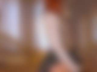 Live cam show with CarrieCapezzuto - Thin on Soda Cam