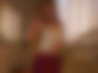Live cam show with CarrieCapezzuto - Bedroom Mature on UwU Esports