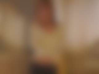 Live cam show with CarrieCapezzuto - BBW Middle Aged on camgirlchat.live