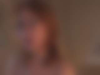 Live cam show with CarrieCapezzuto - Upskirt on SquirtSoMuch
