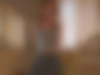 Live cam show with CarrieCapezzuto - Mature on UwU Esports