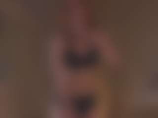 Live cam show with CarrieCapezzuto - Moaning on Camsoda