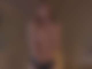 Live cam show with CarrieCapezzuto - Camel Toe on Camsoda