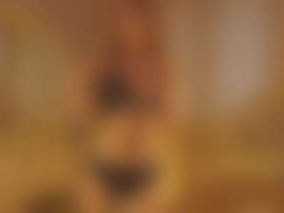 Live cam show with CarrieCapezzuto - College Mature on fapnchat