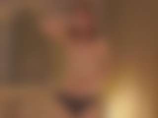 Live cam show with CarrieCapezzuto - Red Hair College on livesuperchat.net