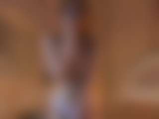 Live cam show with CarrieCapezzuto - Flashing on Camsoda