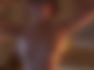 Live cam show with CarrieCapezzuto - Mature on CamSextacy